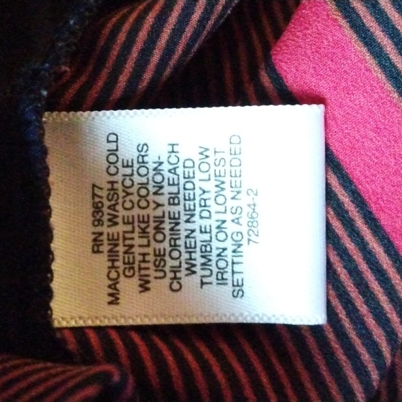 Liz Claiborne Women's Sleeveless Top EUC red,blue,black Vertical Stripe XXL - Picture 6 of 7